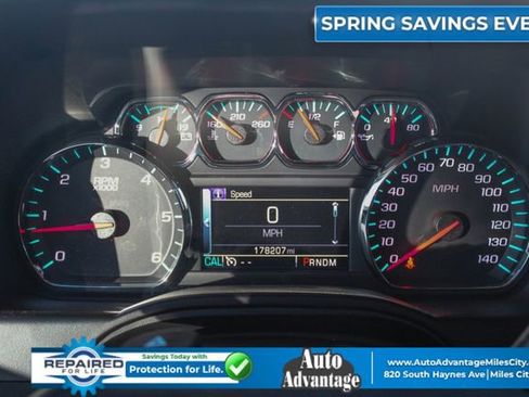 Used 2016 Chevrolet Tahoe LT image 3