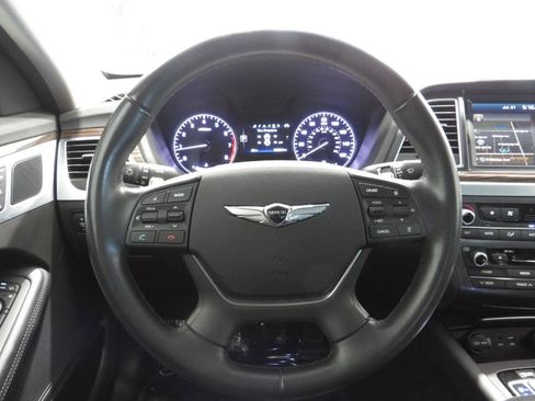 Used 2017 Genesis G80 3.8 RWD image 15