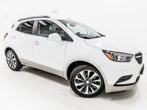 Used 2021 Buick Encore Preferred w/ Safety Package II FWD image 9