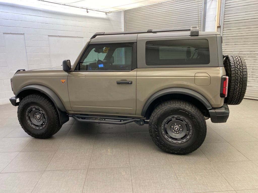 Used 2025 Ford Bronco Badlands AWD/4WD image 11