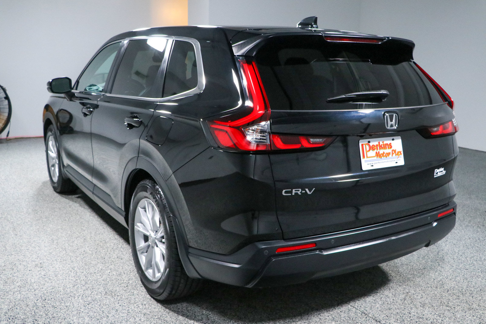 Used 2023 Honda CR-V EX-L image 9