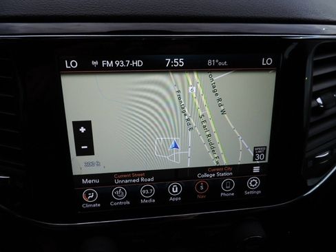 Used 2021 Jeep Grand Cherokee Laredo X AWD/4WD image 22