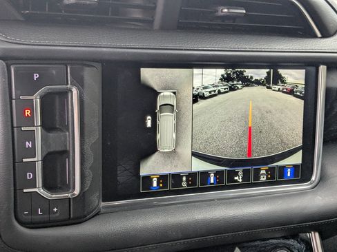 Used 2022 GMC Yukon XL Denali w/ Max Trailering Package AWD/4WD image 10