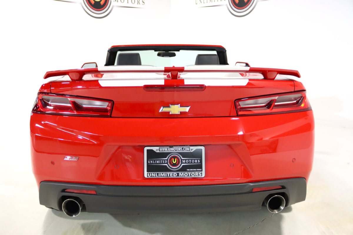 Used 2018 Chevrolet Camaro SS RWD image 71