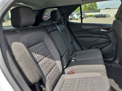 Certified 2024 Chevrolet Equinox LT AWD/4WD image 25