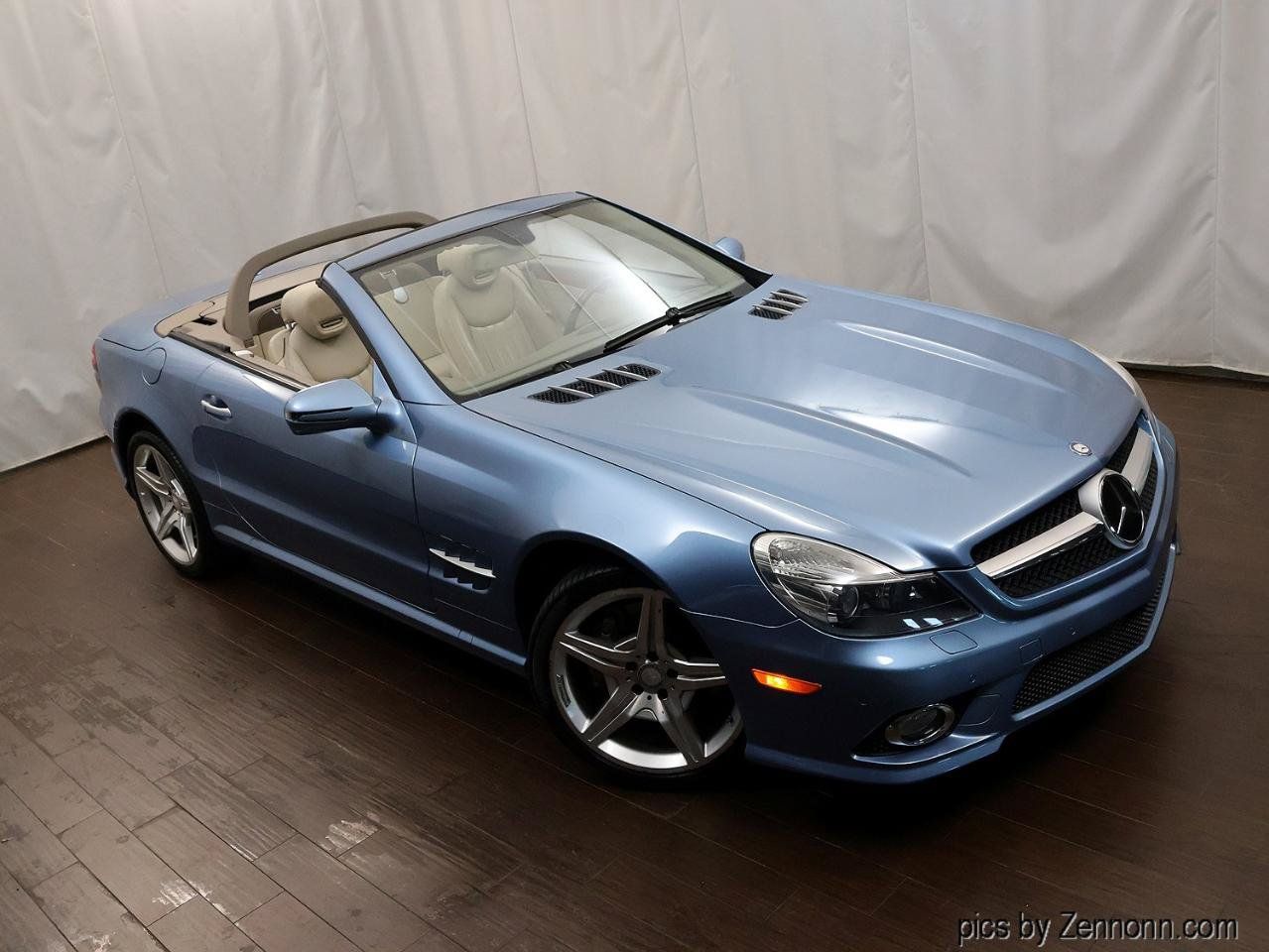 Used 2011 Mercedes-Benz SL 550 w/ Premium I Pkg image 3