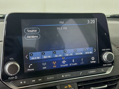 Used 2022 Nissan Altima 2.5 SR FWD image 27