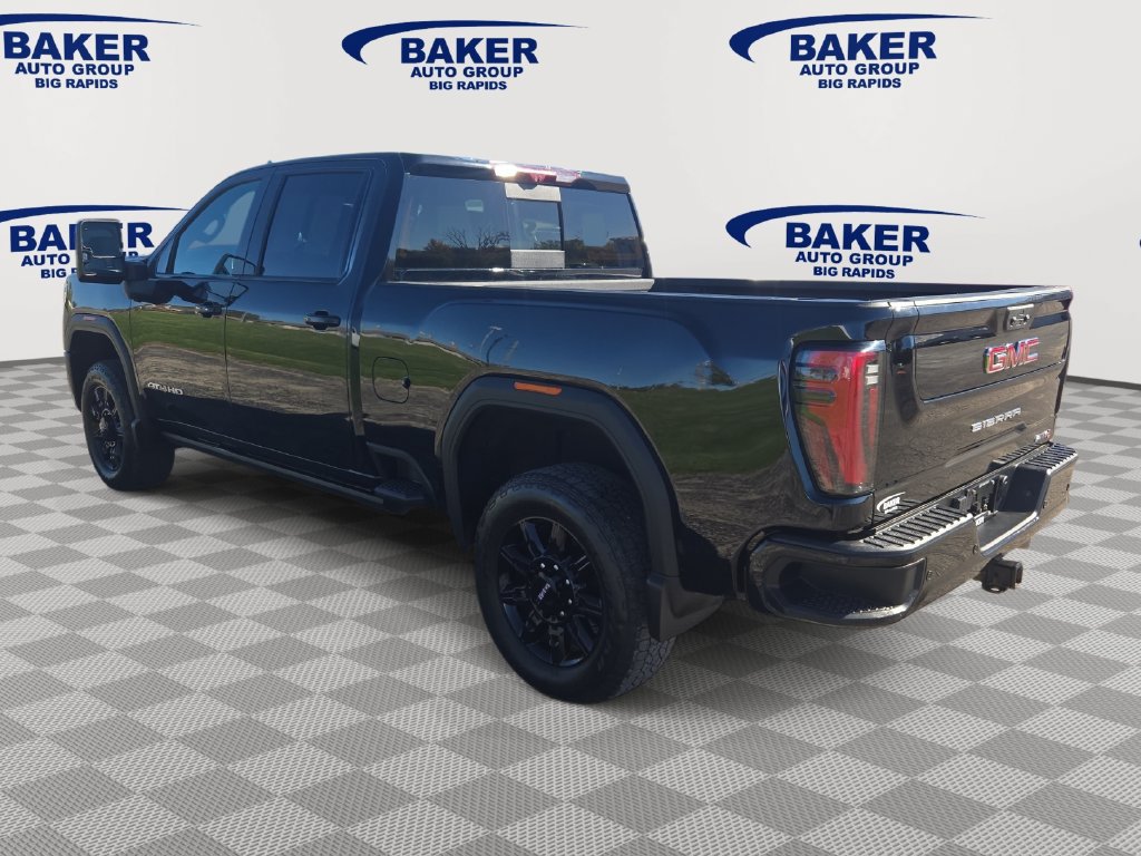 Used 2024 GMC Sierra 2500 AT4 w/ AT4 Premium Plus Package AWD/4WD image 5