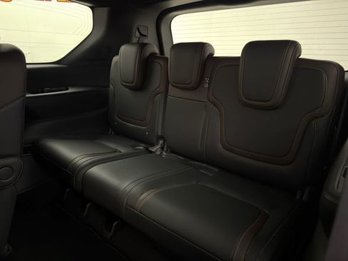 New 2026 Nissan Armada SL w/ Captain's Chari Seat Package AWD/4WD image 17