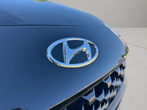 Used 2023 Hyundai Kona SEL w/ Cargo Package AWD/4WD image 12