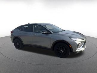 Used 2025 Buick Envista Sport Touring video 2