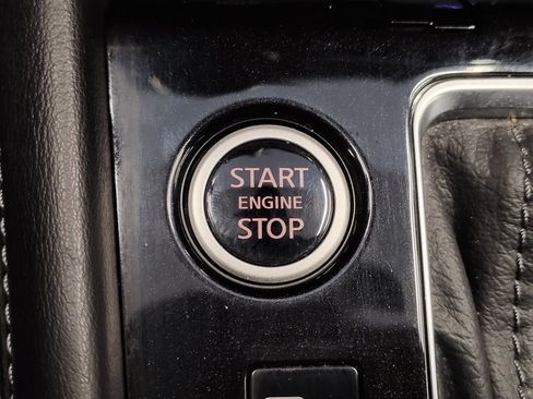 Used 2021 Nissan Kicks SR w/ SR Premium Package FWD image 34