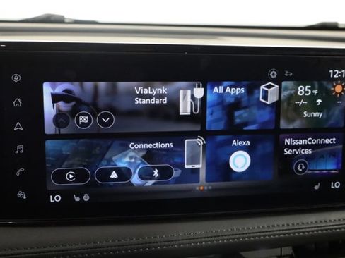 Used 2023 Nissan Ariya AWD image 32