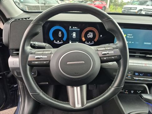 Used 2025 Hyundai Kona SEL FWD image 23