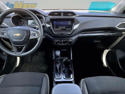 Used 2021 Chevrolet TrailBlazer LT w/ Sun and Liftgate Package AWD/4WD image 7