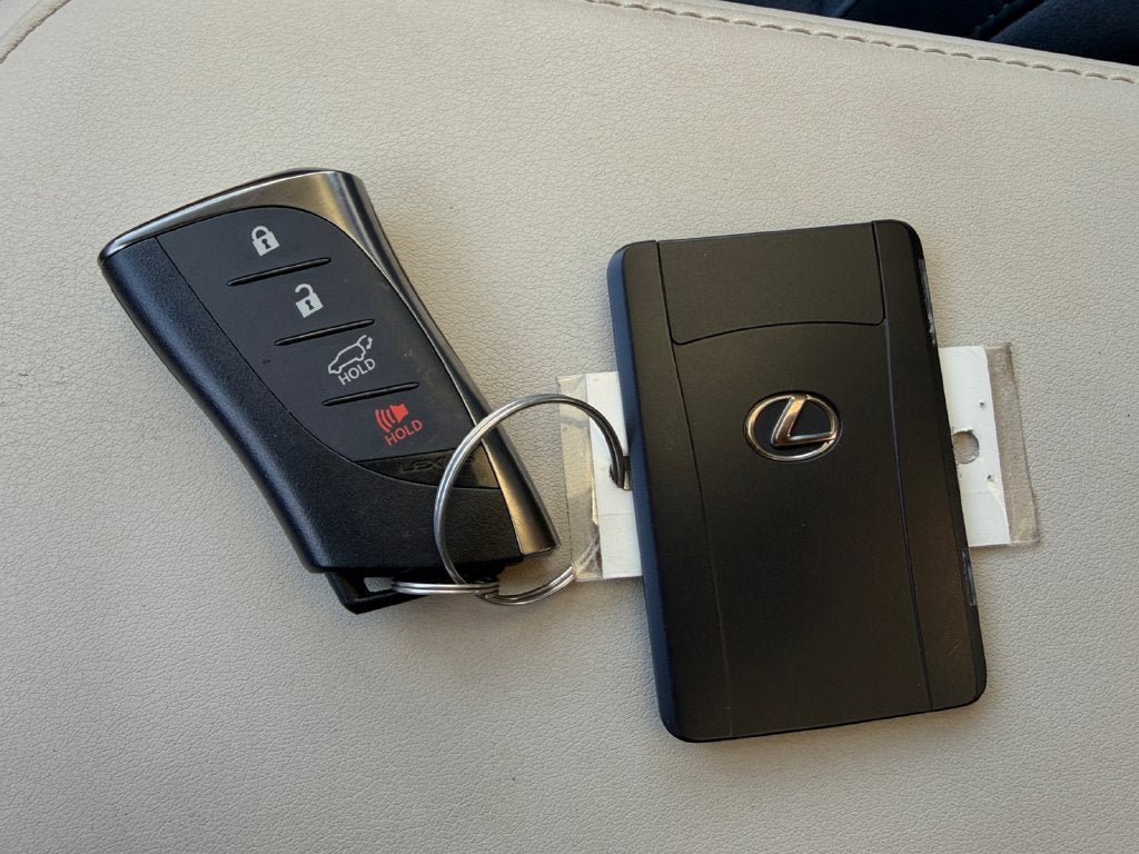 Used 2023 Lexus RZ 450e Premium w/ Accessory Package (Z1) AWD/4WD image 31