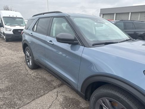 New 2026 Ford Explorer Active w/ Active Comfort Package image 14