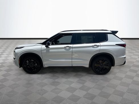 New 2026 Mitsubishi Outlander SEL Black Edition FWD image 8