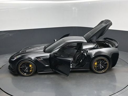Used 2016 Chevrolet Corvette Z06 w/ C7.r Special Edition RWD image 17