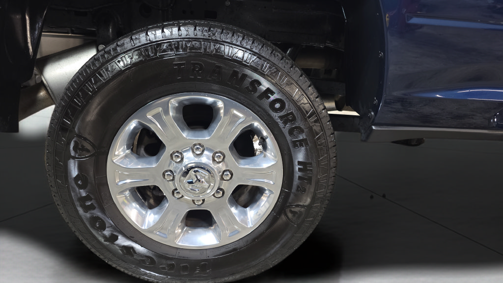 Used 2024 RAM 2500 Big Horn w/ Level 2 Equipment Group AWD/4WD image 23