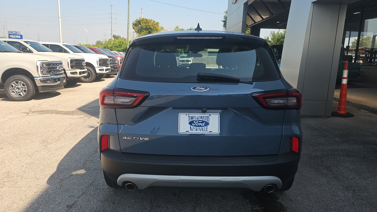 Used 2025 Ford Escape Active FWD image 4
