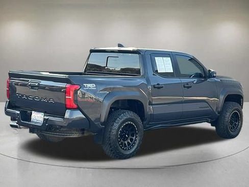 Used 2024 Toyota Tacoma TRD Off-Road w/ TRD Off Road Upgrade Package AWD/4WD image 5