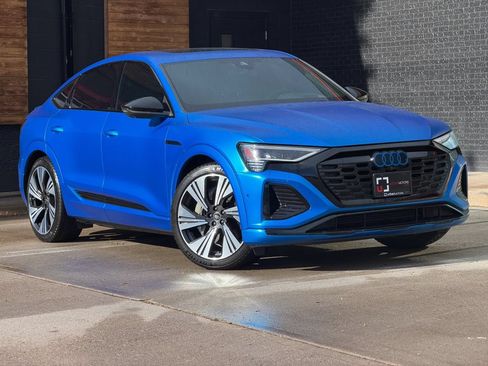 Used 2024 Audi Q8 e-tron Prestige AWD/4WD image 7