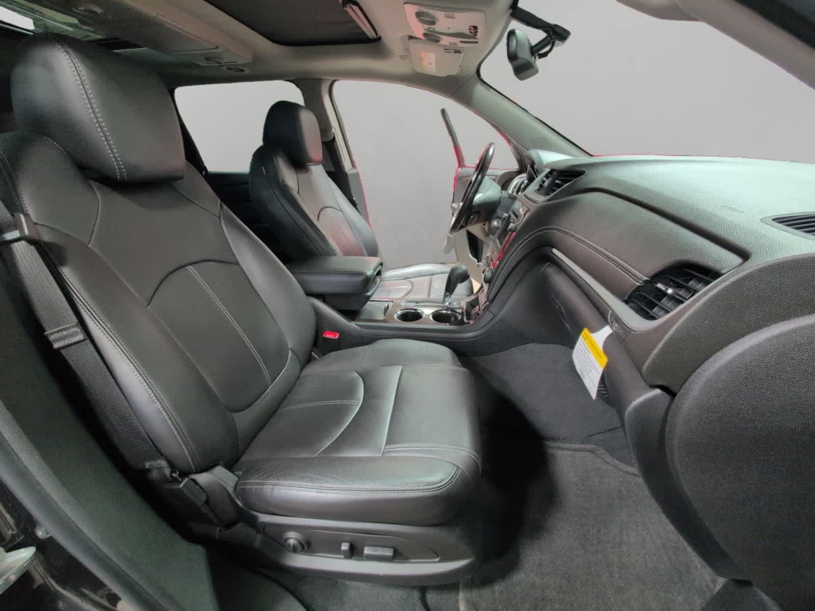 Used 2017 Chevrolet Traverse LT AWD/4WD image 15