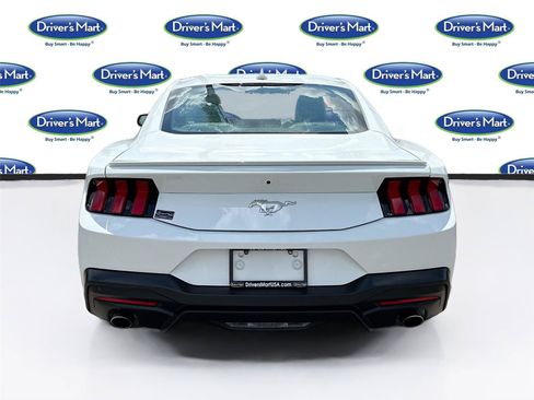 Used 2024 Ford Mustang Premium RWD image 6