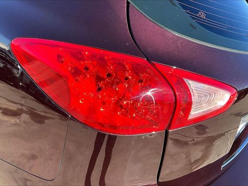 Used 2017 INFINITI QX50 AWD w/ Premium Plus Package image 28