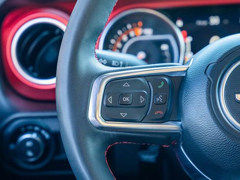 Used 2023 Jeep Gladiator Rubicon w/ LED Lighting Group image 28