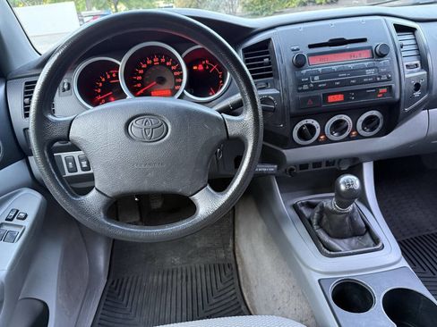 Used 2010 Toyota Tacoma 4x4 Access Cab image 22