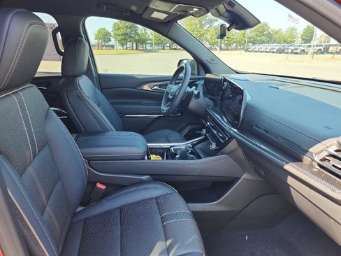 Certified 2026 Chevrolet Traverse High Country w/ LPO, Floor Liner Package image 7