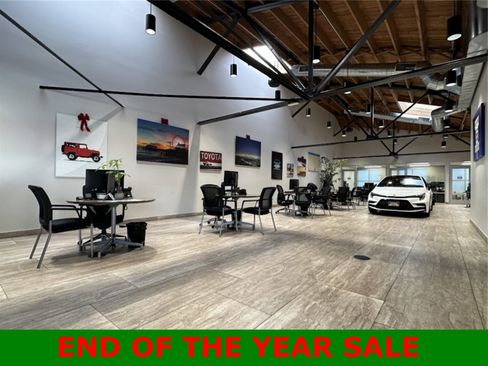 Used 2024 Toyota Corolla LE image 28