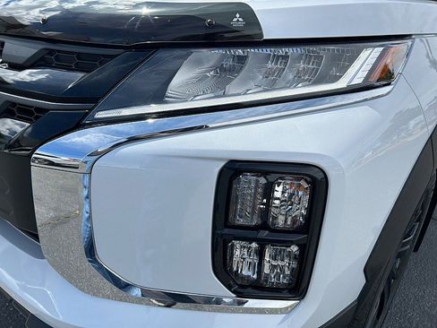 New 2026 Mitsubishi Outlander Sport ES image 12