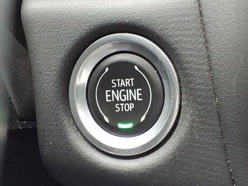 Used 2023 Chevrolet Suburban High Country AWD/4WD image 28