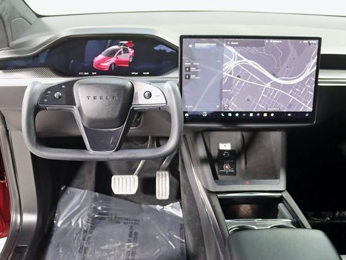 Used 2023 Tesla Model X Plaid image 15