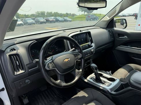 Used 2022 Chevrolet Colorado LT w/ Fleet Safety Package RWD image 14
