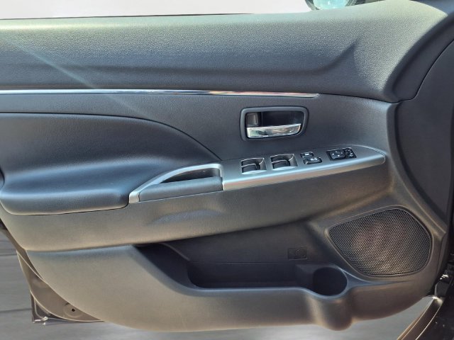 Used 2023 Mitsubishi Outlander Sport SE AWD/4WD image 14