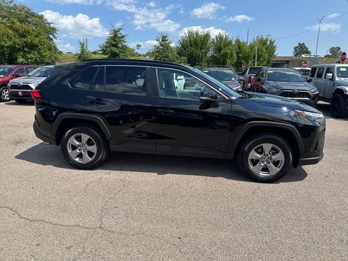 Used 2025 Toyota RAV4 XLE w/ Convenience Package AWD/4WD image 10