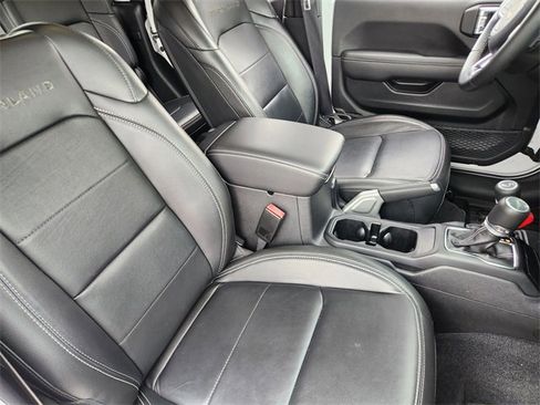 Used 2022 Jeep Gladiator Overland w/ Popular Equipment Package image 14