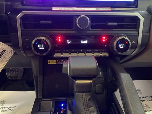 New 2026 Toyota 4Runner Limited image 24