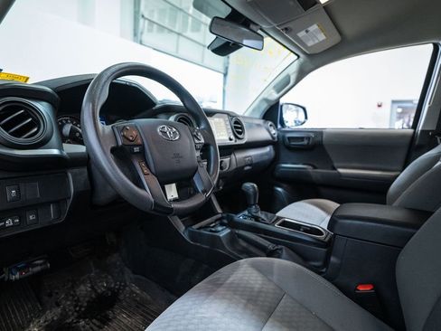Certified 2020 Toyota Tacoma SR image 12