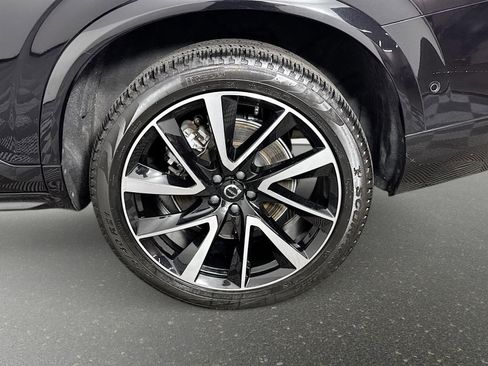 Used 2024 Volvo XC90 B6 Plus w/ Protection Package image 35