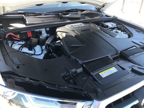 Used 2018 Audi Q7 3.0T Premium image 62