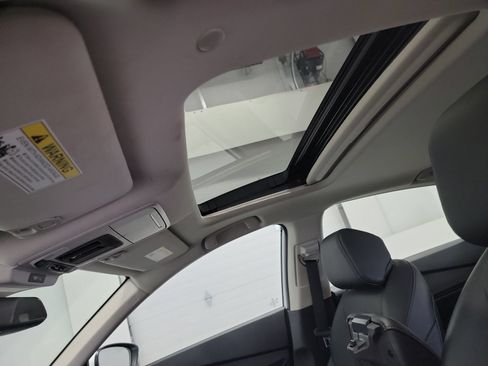 Used 2025 Honda Accord Touring image 24