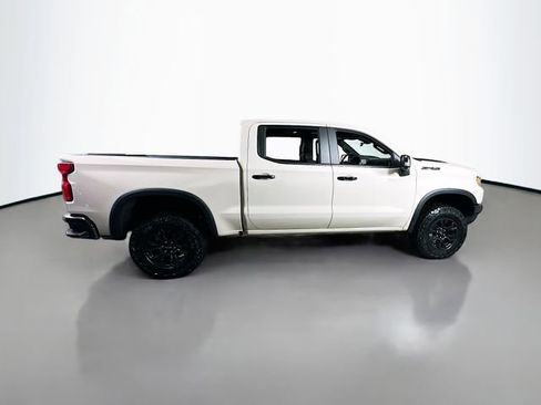 New 2026 Chevrolet Silverado 1500 ZR2 image 4