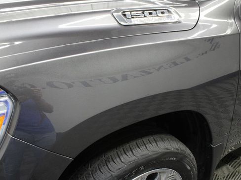 Used 2019 RAM 1500 Big Horn AWD/4WD image 43