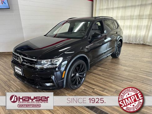 Used 2020 Volkswagen Tiguan SE R-Line AWD/4WD image 1