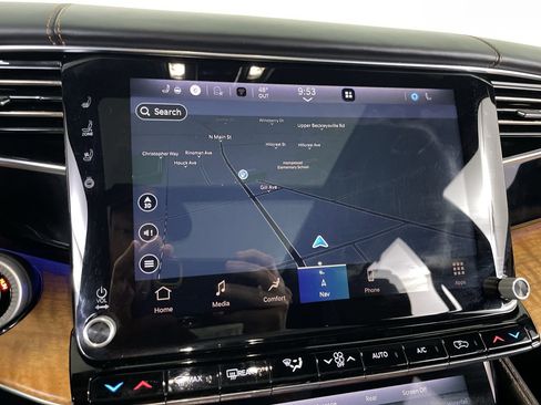 Used 2022 Jeep Grand Wagoneer Series III w/ Flexible Seating Group image 16